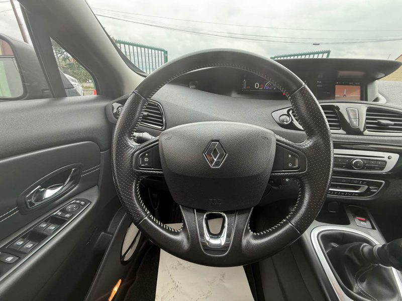 RENAULT GRAND SCÉNIC 3 PHASE 3 ENERGY BOSE 1.2 TCE 130CV CRIT'AIR 1 2015