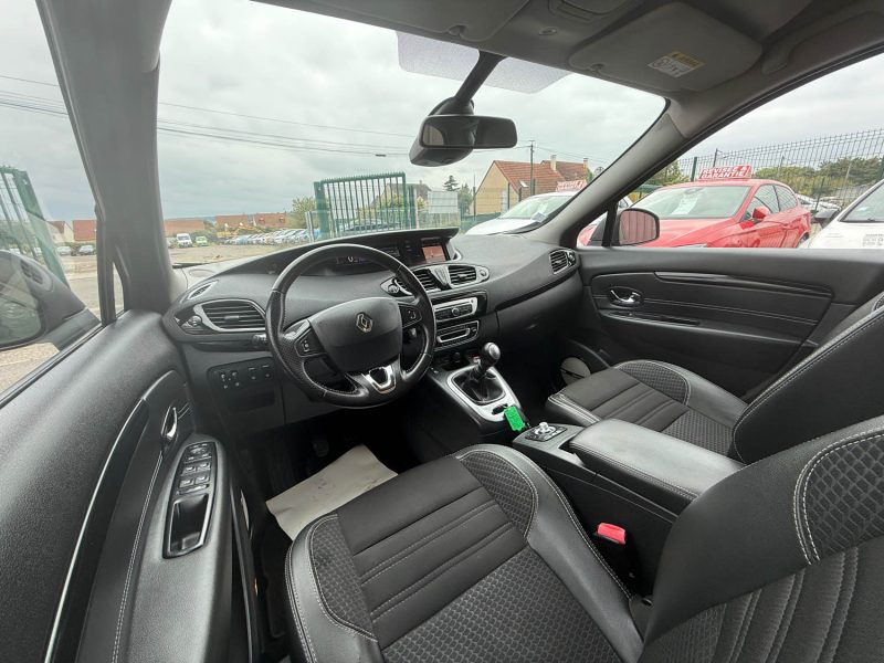 RENAULT GRAND SCÉNIC 3 PHASE 3 ENERGY BOSE 1.2 TCE 130CV CRIT'AIR 1 2015