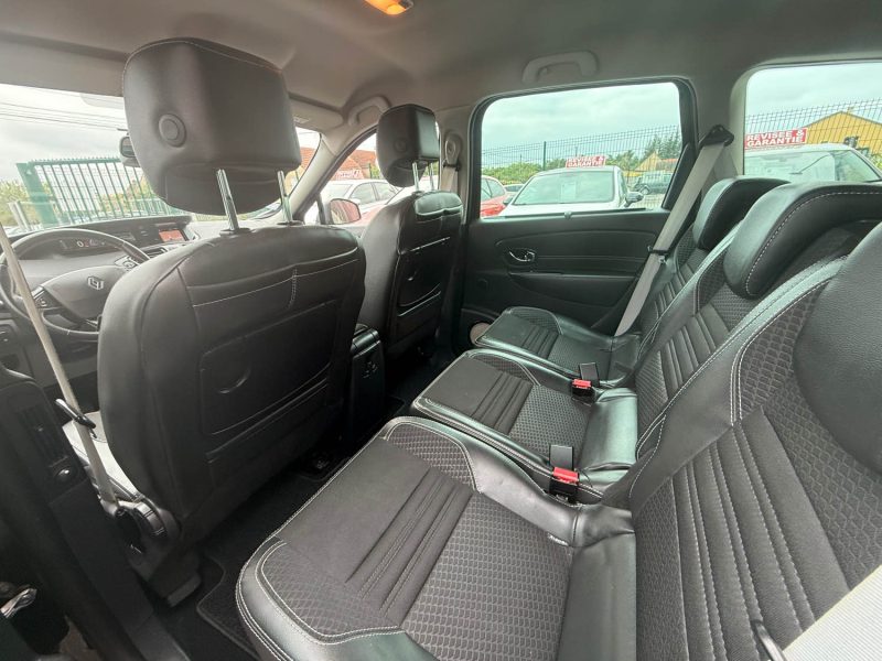 RENAULT GRAND SCÉNIC 3 PHASE 3 ENERGY BOSE 1.2 TCE 130CV CRIT'AIR 1 2015