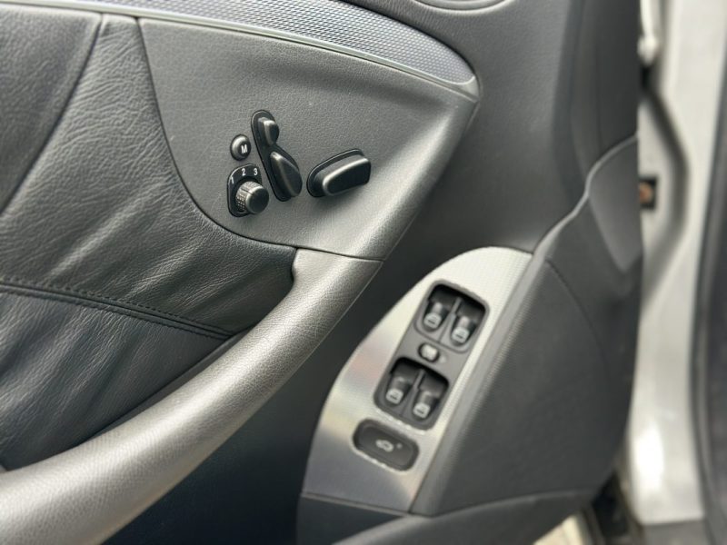 MERCEDES CLK 320 3,2L 218 CV Paiement 4X ou 10X Possible