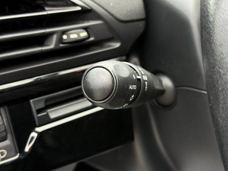 CITROEN C4 PICASSO 1.6 VTi 120ch Confort / 1ère Main / Attelage / Caméra  / Révisée & Garantie 