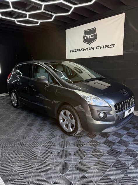 PEUGEOT 3008 1.6 HDi 110 PACK