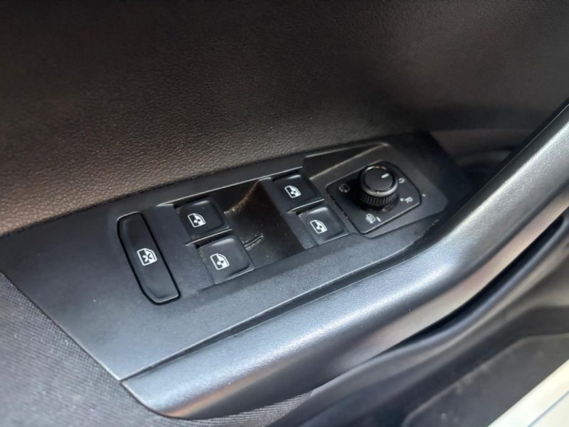 VOLKSWAGEN POLO 1.0 TSI 95cv DSG7 LIFE