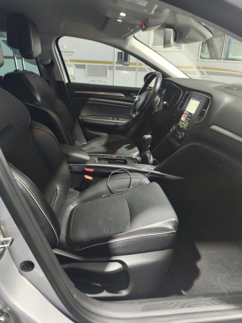 RENAULT RENAULT MEGANE 4 1.5 DCI 110 Cv FINITION BOSE - ENTRETIEN A JOUR - RADAR DE RECUL AVANT ET ARRIERE  - CLIMATISATION - GPS  2017