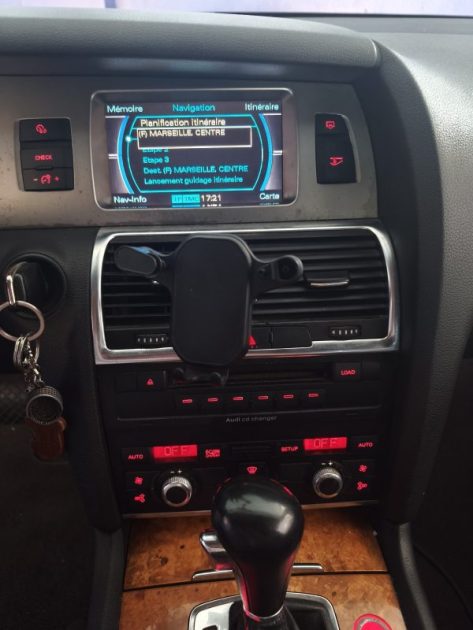 AUDI Q7 3.0 TDI 233 Cv QUATTRO CLIM - CUIR - RADAR DE RECUL - REGULATEUR DE VITESSE 