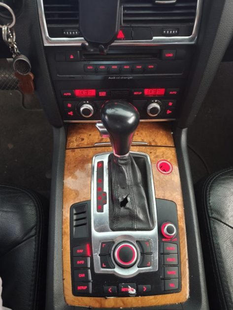 AUDI Q7 3.0 TDI 233 Cv QUATTRO CLIM - CUIR - RADAR DE RECUL - REGULATEUR DE VITESSE 