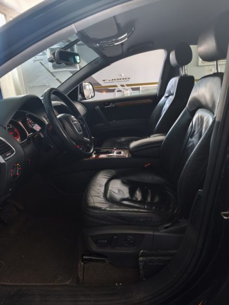 AUDI Q7 3.0 TDI 233 Cv QUATTRO CLIM - CUIR - RADAR DE RECUL - REGULATEUR DE VITESSE 