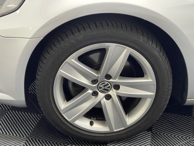 VOLKSWAGEN PASSAT CC GARANTIE 12 MOIS 2.0 TDI 140ch BLUEMOTION TECHNOLOGY CARAT EDITION FULL DSG6 