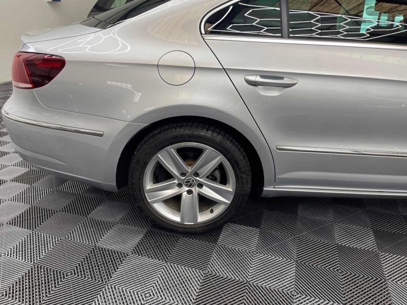 VOLKSWAGEN PASSAT CC GARANTIE 12 MOIS 2.0 TDI 140ch BLUEMOTION TECHNOLOGY CARAT EDITION FULL DSG6 