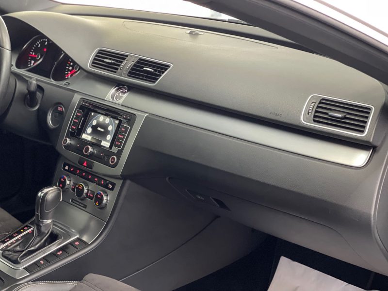 VOLKSWAGEN PASSAT CC GARANTIE 12 MOIS 2.0 TDI 140ch BLUEMOTION TECHNOLOGY CARAT EDITION FULL DSG6 