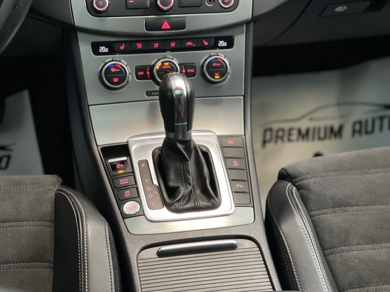 VOLKSWAGEN PASSAT CC GARANTIE 12 MOIS 2.0 TDI 140ch BLUEMOTION TECHNOLOGY CARAT EDITION FULL DSG6 