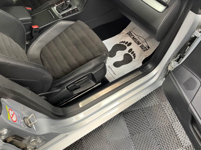 VOLKSWAGEN PASSAT CC GARANTIE 12 MOIS 2.0 TDI 140ch BLUEMOTION TECHNOLOGY CARAT EDITION FULL DSG6 