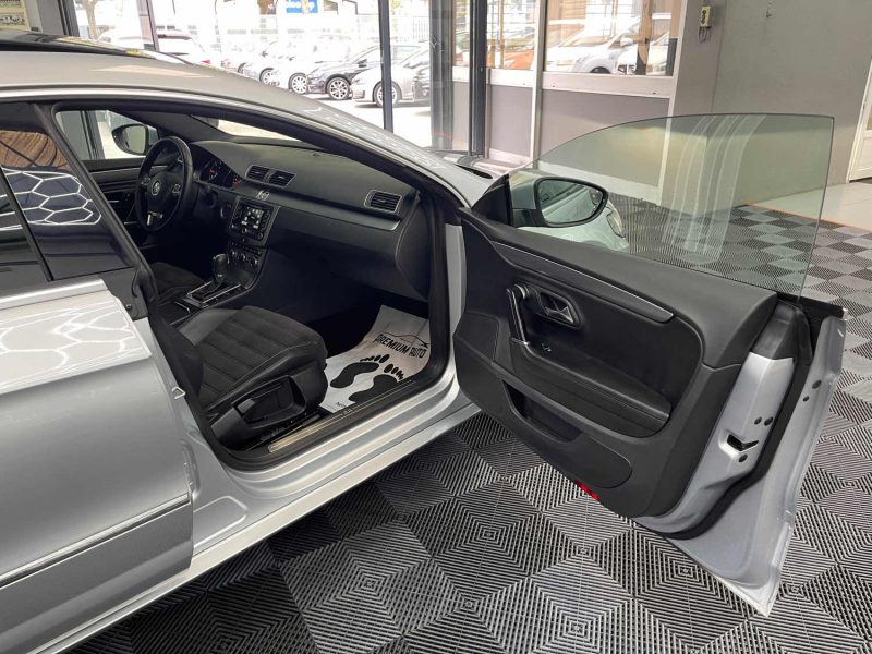 VOLKSWAGEN PASSAT CC GARANTIE 12 MOIS 2.0 TDI 140ch BLUEMOTION TECHNOLOGY CARAT EDITION FULL DSG6 