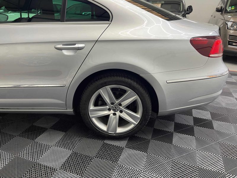 VOLKSWAGEN PASSAT CC GARANTIE 12 MOIS 2.0 TDI 140ch BLUEMOTION TECHNOLOGY CARAT EDITION FULL DSG6 