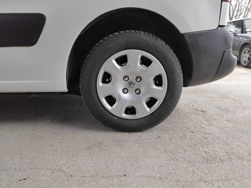 PEUGEOT PARTNER 2013 TVA RECUPERABLE  90CV 5CV 3PLACES PORTE LATERALE
