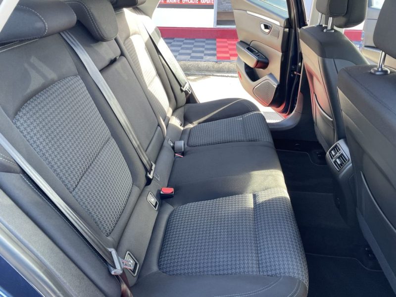 RENAULT TALISMAN ESTATE 2017