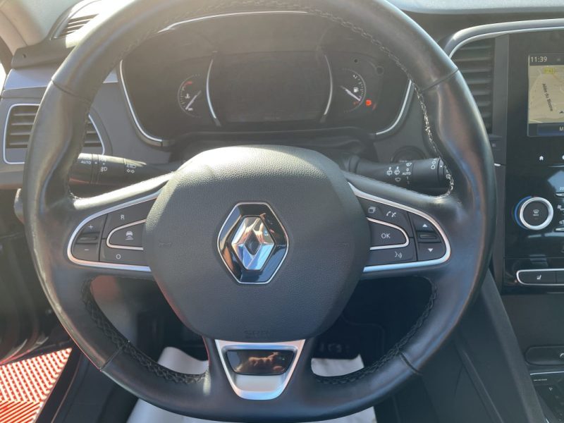 RENAULT TALISMAN ESTATE 2017