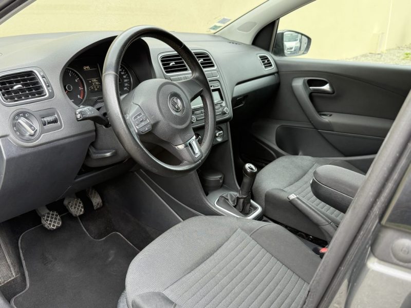 VOLKSWAGEN POLO 1.4 85CV Trendline 2011 68 000KM