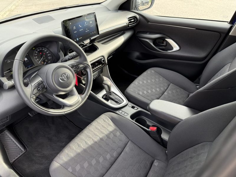 TOYOTA YARIS DYNAMIC 116 HYBRID