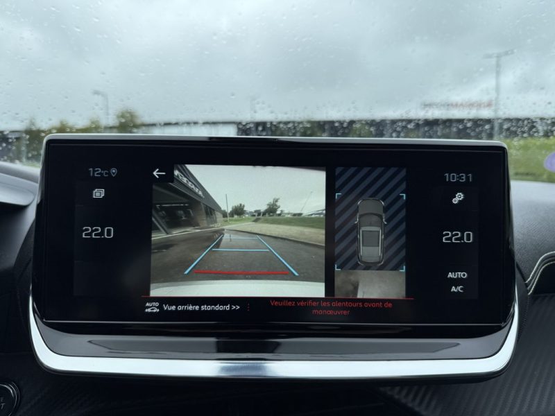 PEUGEOT 2008 GT 1.2 Puretech 130 EAT8  CARPLAY / SIEGES CHAUFFANTS