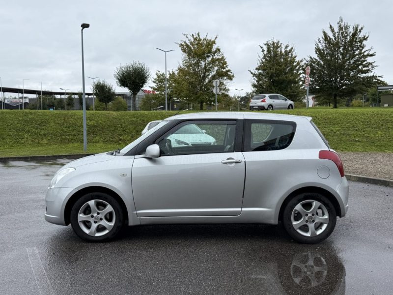 SUZUKI SWIFT 1.3 VVT 95cv CUIR / CLIM AUTO