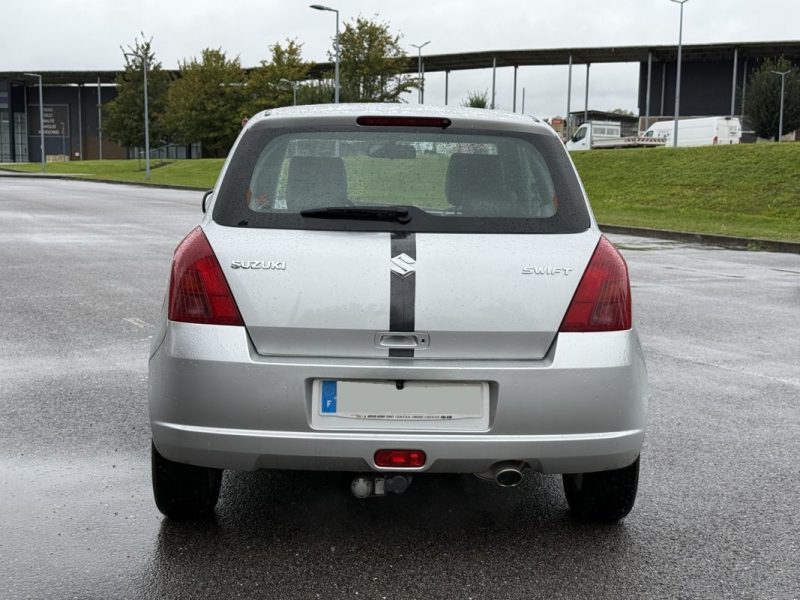 SUZUKI SWIFT 1.3 VVT 95cv CUIR / CLIM AUTO