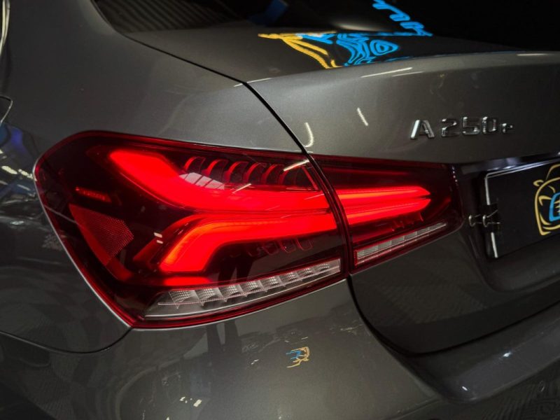 MERCEDES CLASSE A 250 E PROGRESSIVE LINE 8G-DCT / CAMERA DE RECUL / CARPLAY  / SUIVI COMPLET 