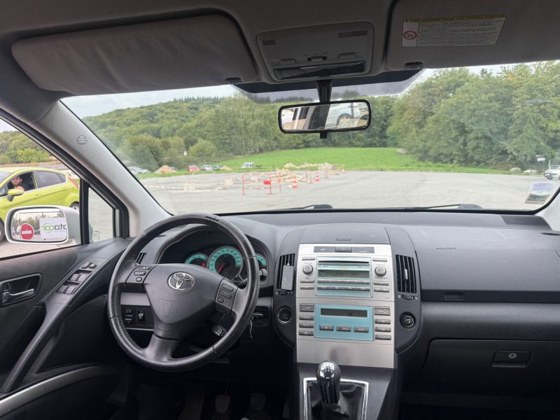 TOYOTA COROLLA 115 D-4D LINEA SOL DEPOT-VENTE