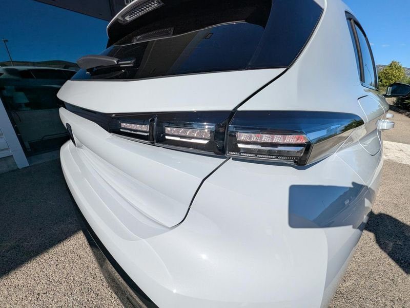 Peugeot 308 1.5 BlueHDi S&S - 130 BV EAT8 III 2021 BERLINE Allure