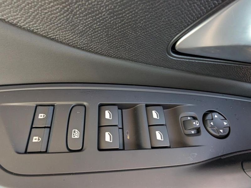 Peugeot 308 1.5 BlueHDi S&S - 130 BV EAT8 III 2021 BERLINE Allure