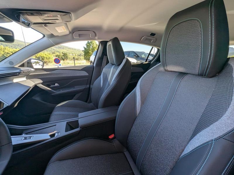 Peugeot 308 1.5 BlueHDi S&S - 130 BV EAT8 III 2021 BERLINE Allure