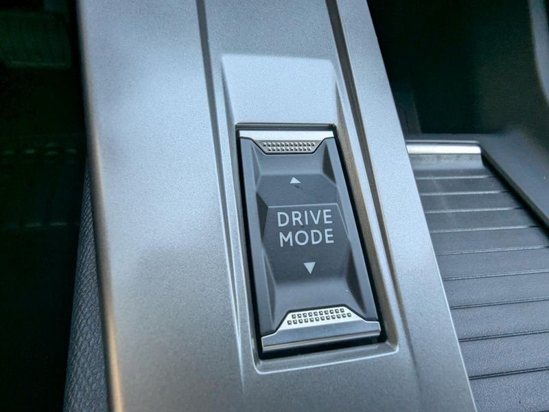 Peugeot 308 1.5 BlueHDi S&S - 130 BV EAT8 III 2021 BERLINE Allure