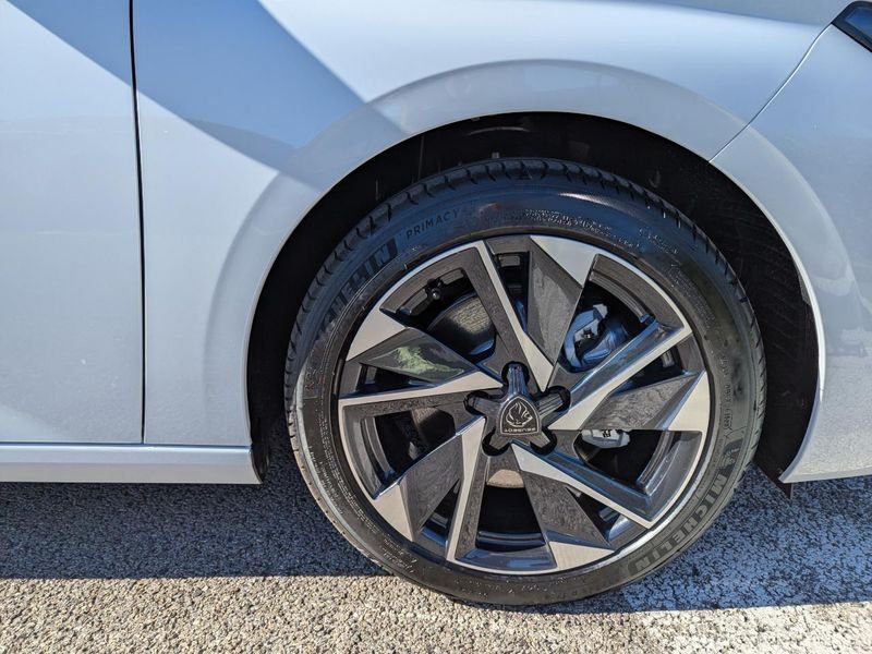 Peugeot 308 1.5 BlueHDi S&S - 130 BV EAT8 III 2021 BERLINE Allure