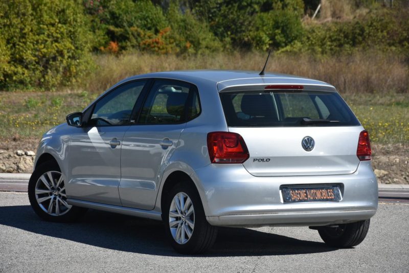 VOLKSWAGEN POLO 2011