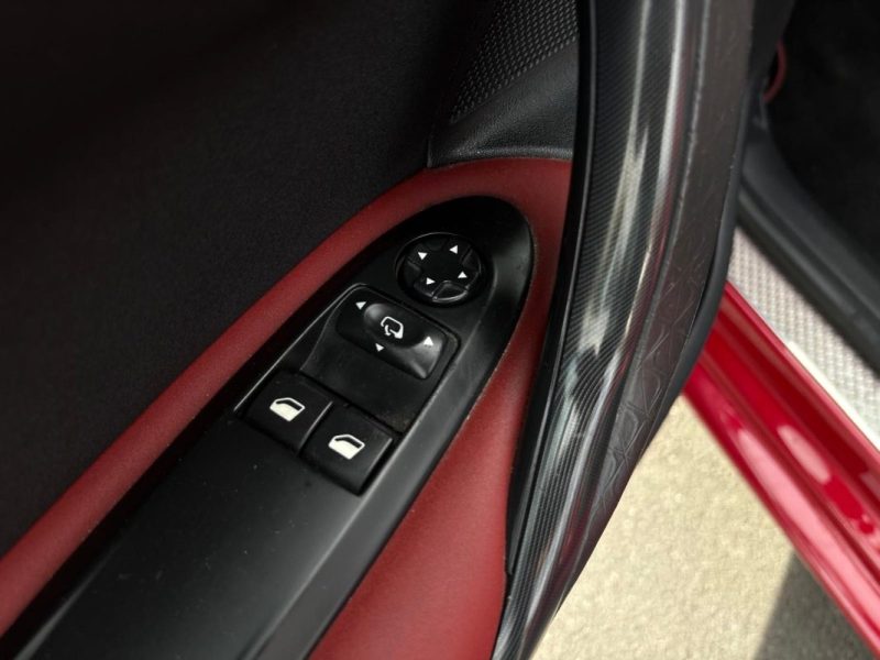 CITROËN DS4 2.0 HDi 135ch So-Chic 🚗 Reprise / Garantie 6 mois ✅