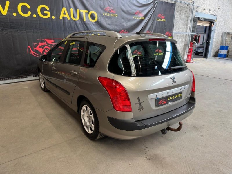 PEUGEOT 308 SW 1.6 HDi 92 Confort Pack 