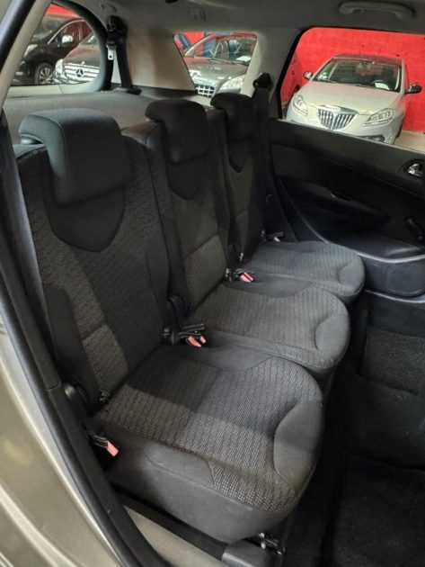 PEUGEOT 308 SW 1.6 HDi 92 Confort Pack 