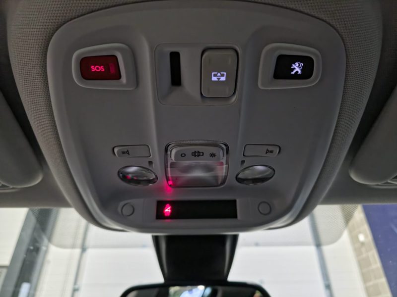 PEUGEOT 308 1.5 BlueHDi 130ch Allure EAT6/ Distri OK / TOIT PANORAMIQUE