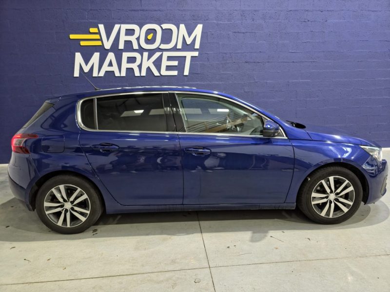 PEUGEOT 308 1.5 BlueHDi 130ch Allure EAT6/ Distri OK / TOIT PANORAMIQUE