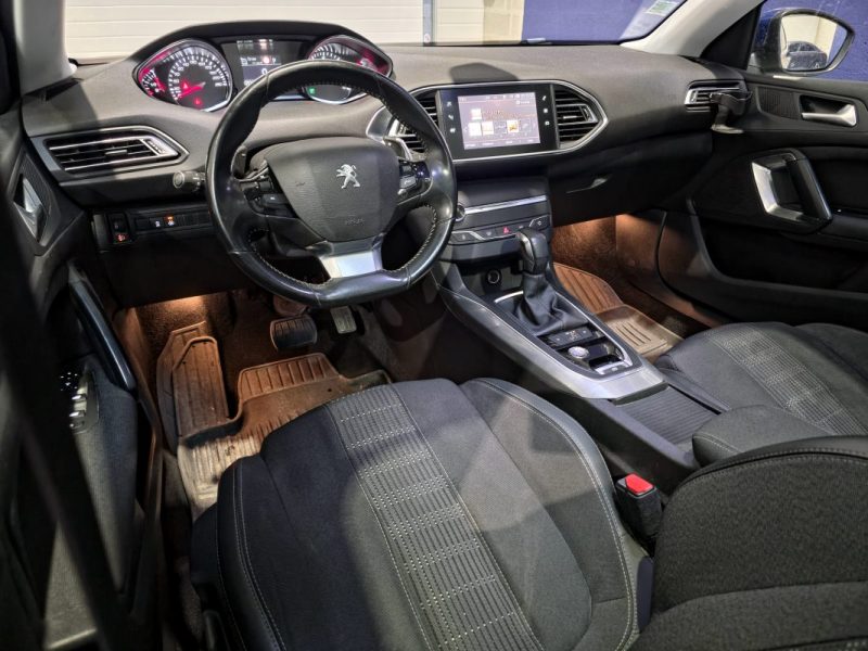 PEUGEOT 308 1.5 BlueHDi 130ch Allure EAT6/ Distri OK / TOIT PANORAMIQUE