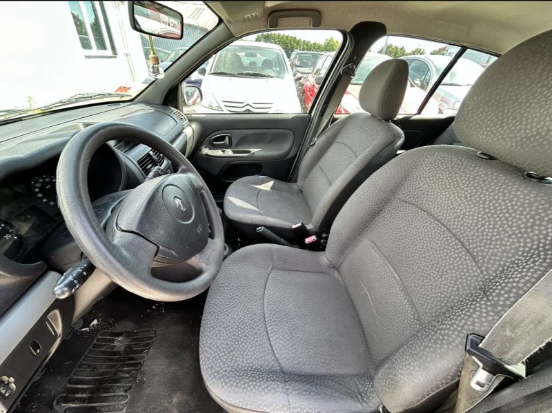 RENAULT CLIO 2008