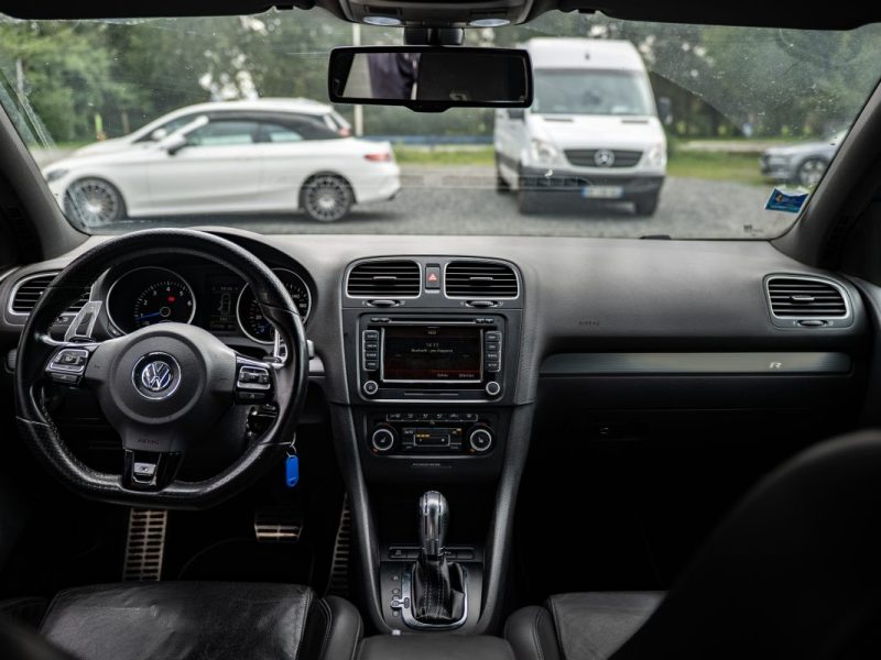 VOLKSWAGEN GOLF 2011