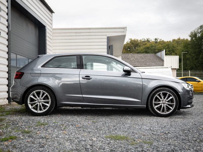 AUDI A3 2.0 TDI 150Cv AMBITION S-TRONIC