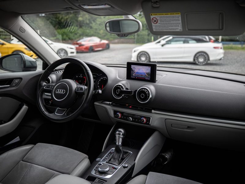 AUDI A3 2.0 TDI 150Cv AMBITION S-TRONIC