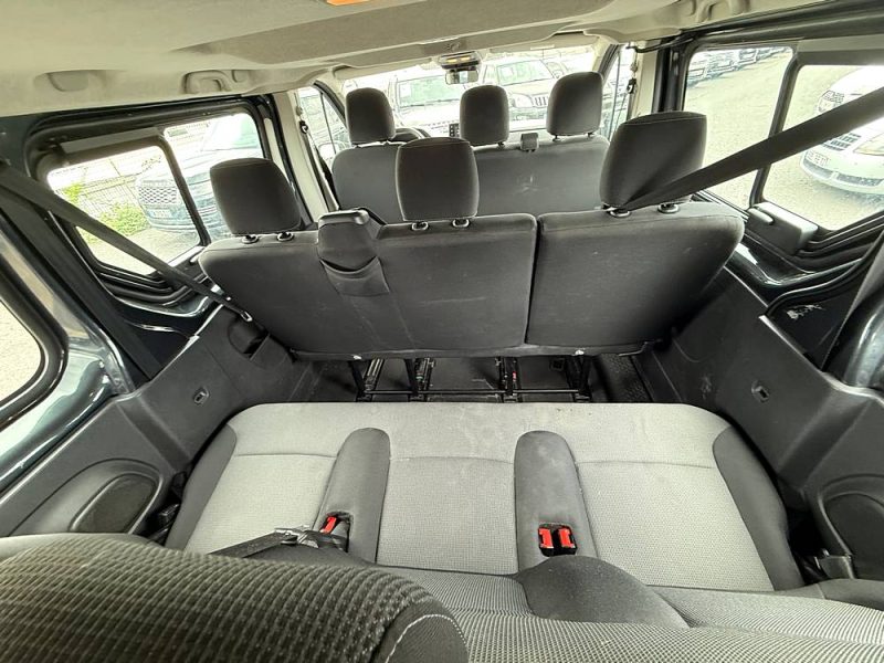 RENAULT TRAFIC 2.0 BLUE DCI 150cv 9 PLACES TVA RECUP