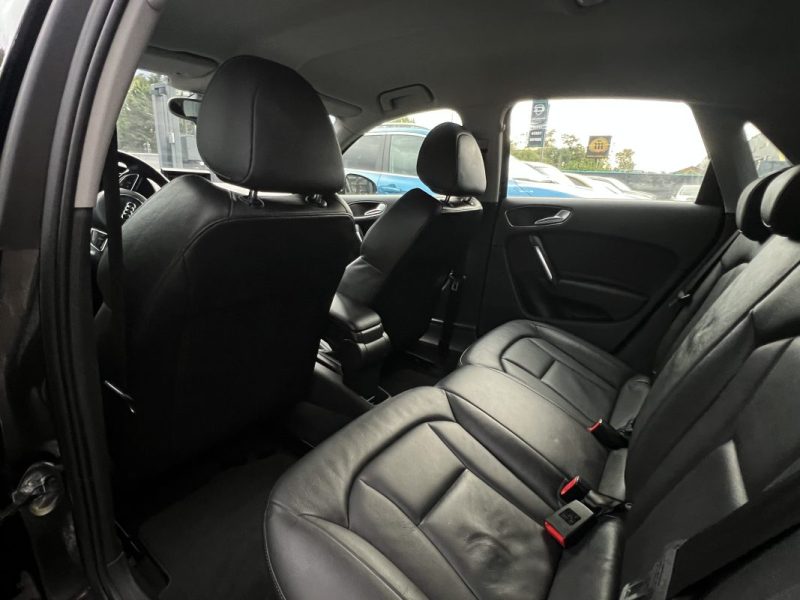 AUDI A1 SPORTBACK AMIBITION LUXE 1.4 TFSI 122 Cv BOITE AUTO CUIR 5 Pts CRIT AIR 1 - GARANTIE 1 AN