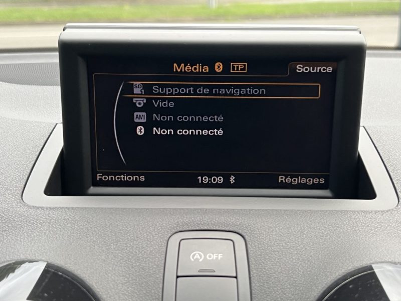 AUDI A1 SPORTBACK AMIBITION LUXE 1.4 TFSI 122 Cv BOITE AUTO CUIR 5 Pts CRIT AIR 1 - GARANTIE 1 AN