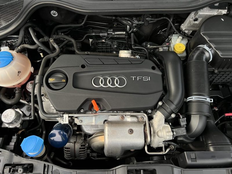 AUDI A1 SPORTBACK AMIBITION LUXE 1.4 TFSI 122 Cv BOITE AUTO CUIR 5 Pts CRIT AIR 1 - GARANTIE 1 AN