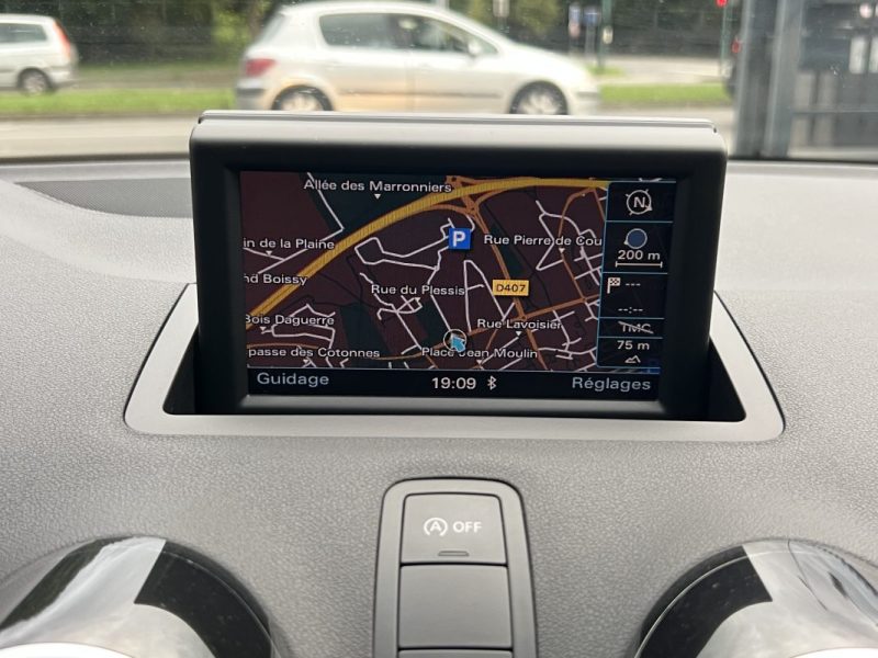 AUDI A1 SPORTBACK AMIBITION LUXE 1.4 TFSI 122 Cv BOITE AUTO CUIR 5 Pts CRIT AIR 1 - GARANTIE 1 AN