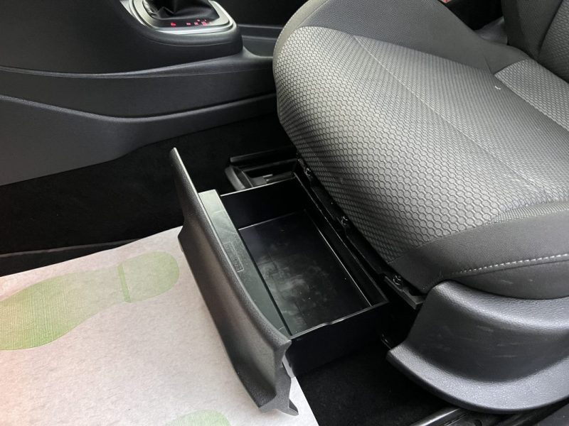 VOLKSWAGEN POLO 5 V PHASE 2 SPORTLINE 1.2 TSI 110 Cv 1ERE MAIN BOITE AUTO TOIT OUVRANT Garantie1an